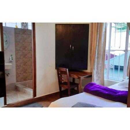 East Blue Homestay Shillong Zewnętrze zdjęcie
