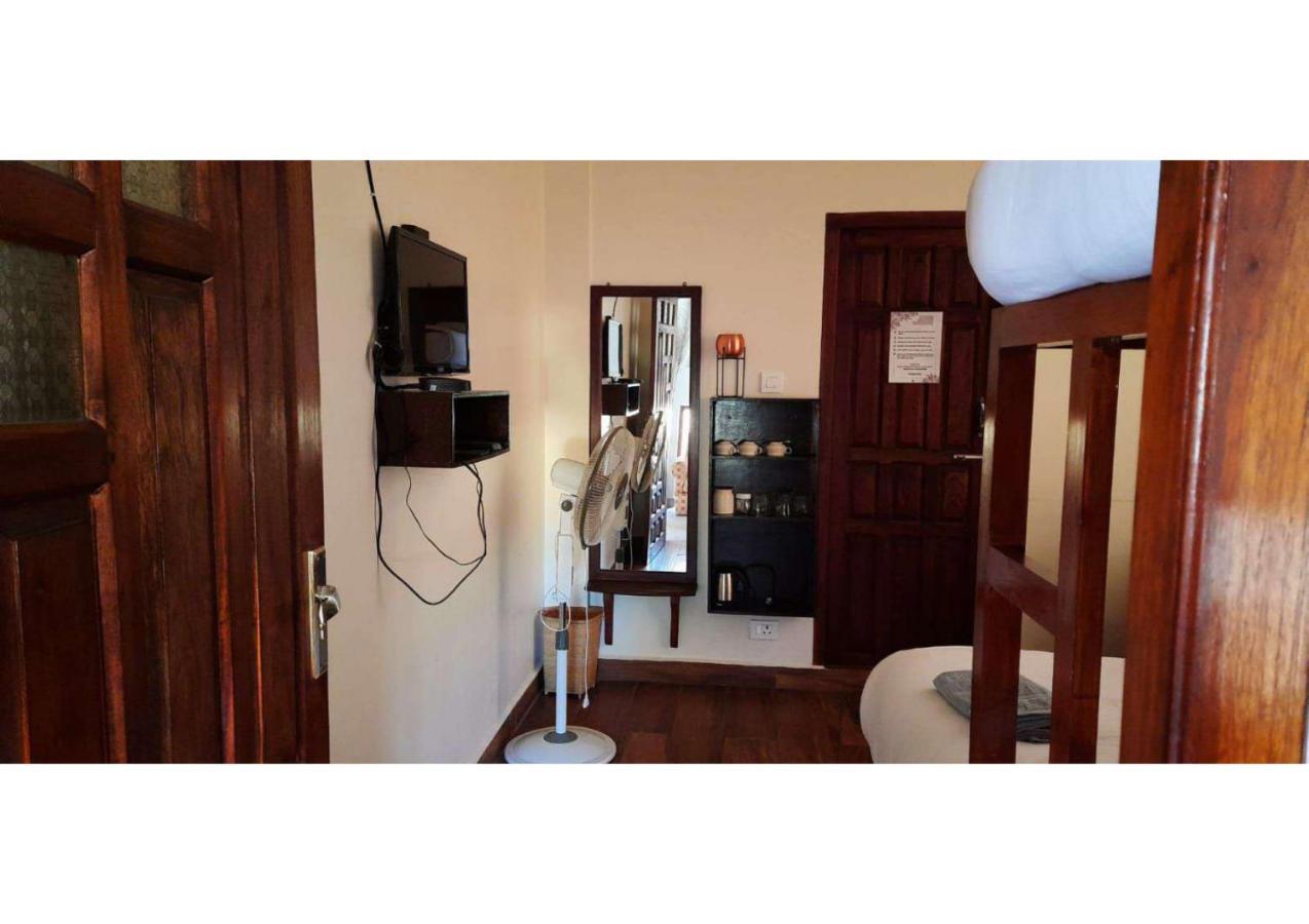 East Blue Homestay Shillong Zewnętrze zdjęcie